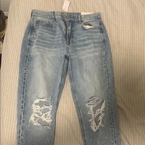 American Eagle Mom Jeans